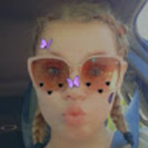 Meet your Posher, Chloey